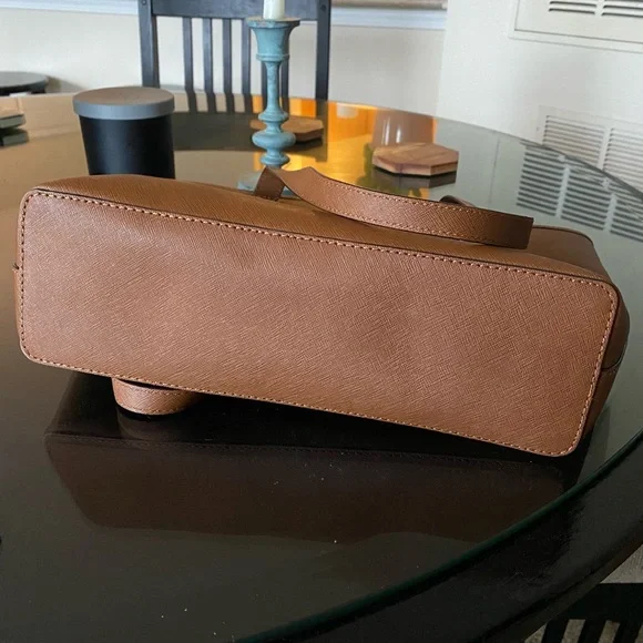 Brown Michael Kors Tote Bag - Picture 3 of 6